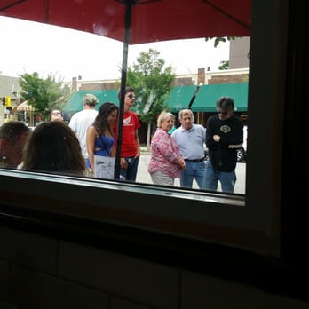 Our Kitchen - People waiting to sit - Breakfast & Brunch Near Me - Minneapolis, Minnesota Our Kitchen - People waiting to sit - Breakfast & Brunch Near Me - Minneapolis, Minnesota