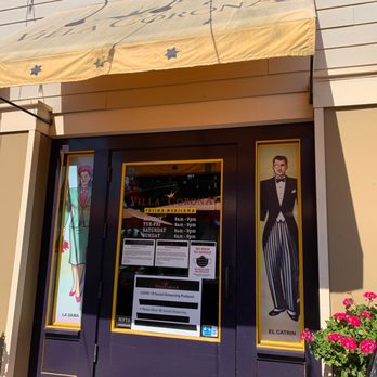 Villa Corona - the entrance to a restaurant - Mexican Near Me - Napa, California Villa Corona - the entrance to a restaurant - Mexican Near Me - Napa, California