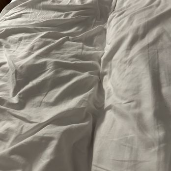 Harrah's Cherokee Casino Resort - A Caesars Rewards Destination - bed has a huge dip so uncomfotable - Hotels Near Me - Cherokee, North Carolina Harrah's Cherokee Casino Resort - A Caesars Rewards Destination - bed has a huge dip so uncomfotable - Hotels Near Me - Cherokee, North Carolina