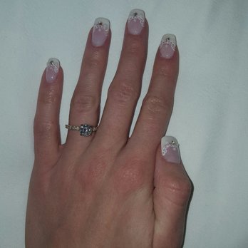 Omani  - Beautiful job by Vanessa - Nail Salons Near Me - Chicago, Illinois
