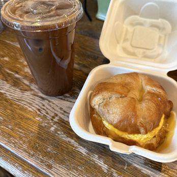 Kunjani World Coffeehouse - Coffee & Tea Near Me - Parker, Colorado Kunjani World Coffeehouse - Coffee & Tea Near Me - Parker, Colorado