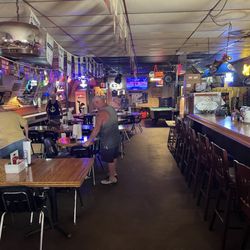 Woody's Bar & Grill