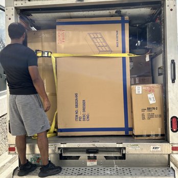 Runners Delivery and Transportation - Couriers & Delivery Services Near Me Runners Delivery and Transportation - Couriers & Delivery Services Near Me