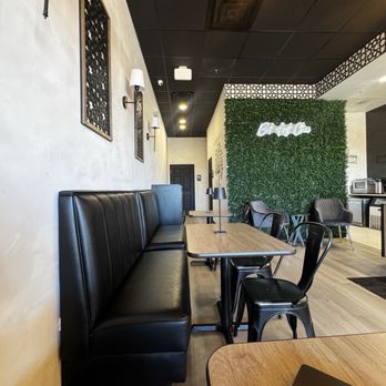 Chai Corner Cafe - Inside - Cafes Near Me - Schaumburg, Illinois