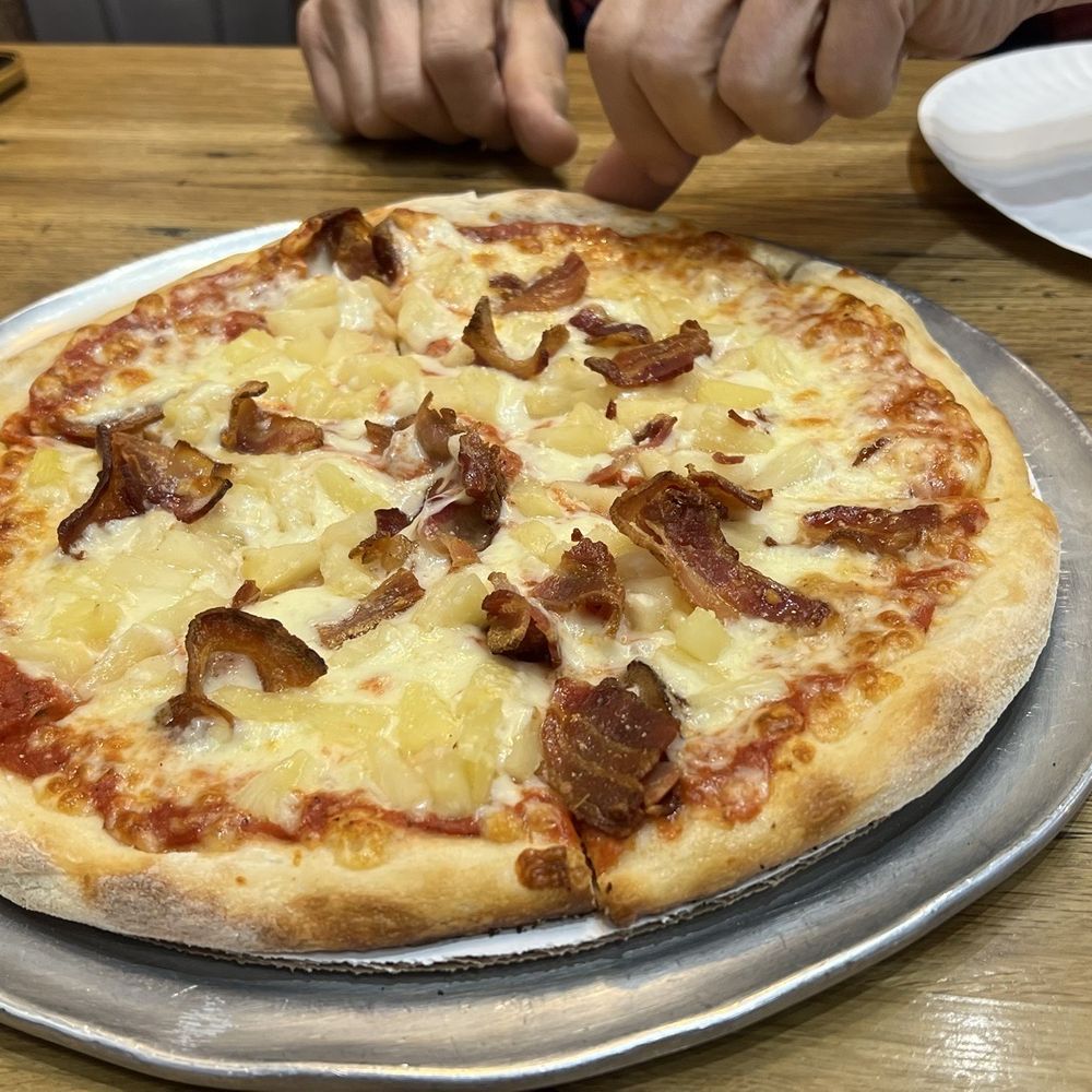 Hawaiian pizza Hawaiian pizza