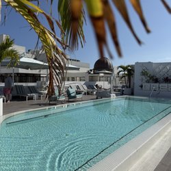 Dream South Beach, by Hyatt - Rooftop pool