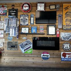 Doug's Auto Tune & Repair - One of the walls in the lobby