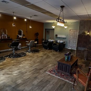 Your Curlfriend - Hair Salons Near Me - Portland, Oregon Your Curlfriend - Hair Salons Near Me - Portland, Oregon