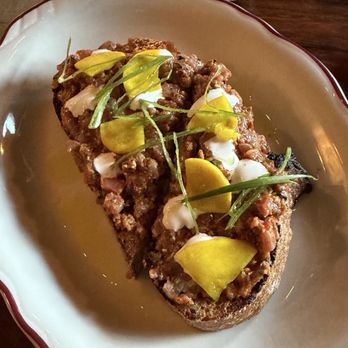Henrietta - Beef tartare toast - American Near Me - Los Angeles, California Henrietta - Beef tartare toast - American Near Me - Los Angeles, California