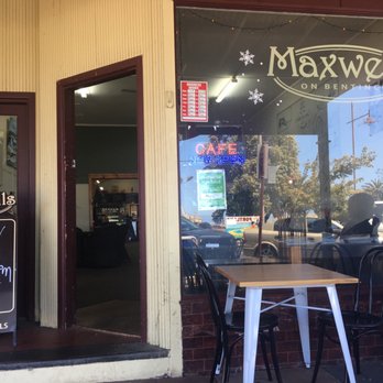 The Macs Hotel - Bars Near Me - Portland, VIC