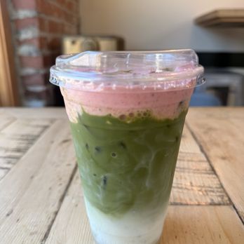 Good Days Cafe - Strawberry Matcha Latte - Cafes Near Me - Reno, Nevada