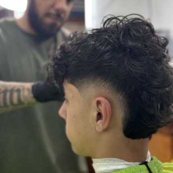 Danny’s Shave Parlor - .. - Barbers Near Me - Goodyear, Arizona Danny’s Shave Parlor - .. - Barbers Near Me - Goodyear, Arizona