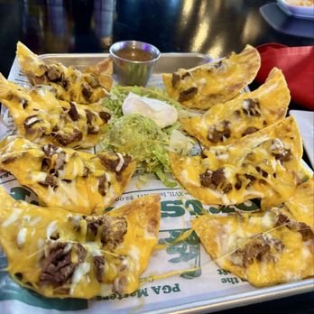 Pour Sports - Fajita nachos - steak - Sports Bars Near Me - Trophy Club, Texas