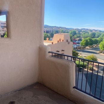 Hilton Santa Fe Buffalo Thunder - Hotels Near Me - Santa Fe, New Mexico Hilton Santa Fe Buffalo Thunder - Hotels Near Me - Santa Fe, New Mexico