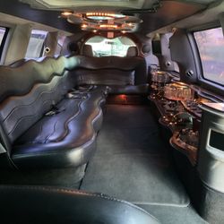 Entourage Limousine Services