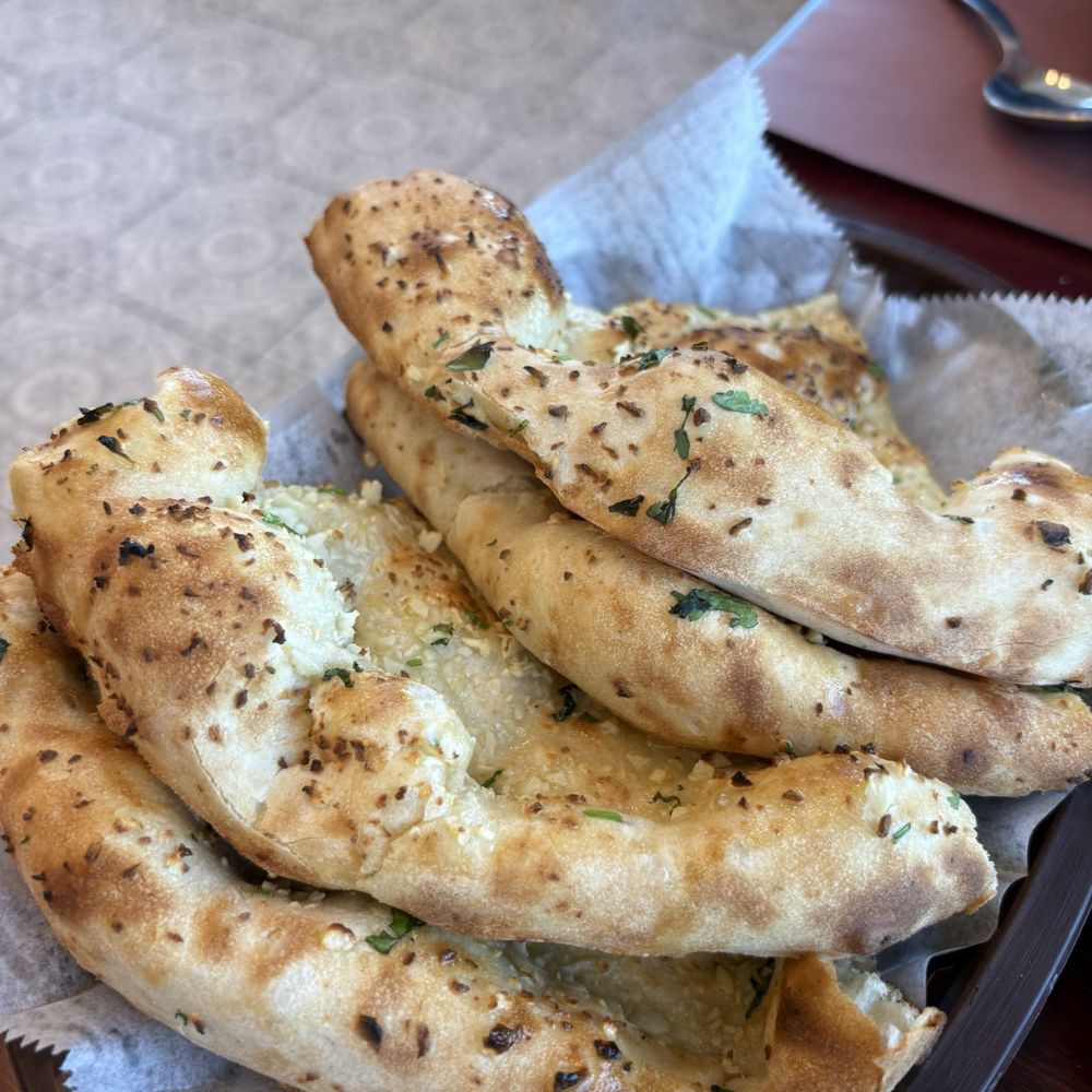 Zaika Restaurant - Garlic naan - Indian Near Me - Bolingbrook, Illinois Zaika Restaurant - Garlic naan - Indian Near Me - Bolingbrook, Illinois