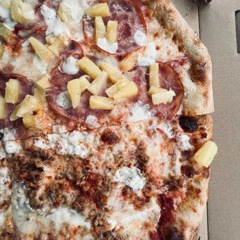 A&B Pizza - Half Hawaiian, half sausage - Pizza Near Me - Seaside, Oregon