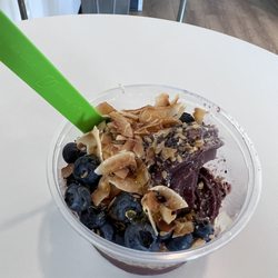 Berry Divine Acai Bowls - Vortex Bowl