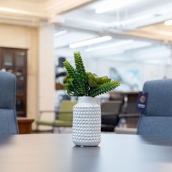 Stow's Office Furniture