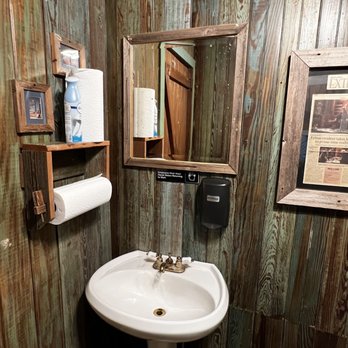 Black Board Bar B Q - Men's bathroom - Barbeque Near Me - Sisterdale, Texas