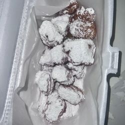 Corn nuggets with powdered sugar