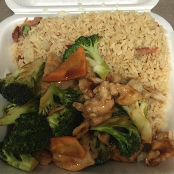 Shanghai Chinese Restaurant - Chicken and Broccoli lunch special - Chinese Near Me - Clermont, Florida Shanghai Chinese Restaurant - Chicken and Broccoli lunch special - Chinese Near Me - Clermont, Florida