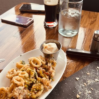 Cliffside Restaurant - a plate of calamails and a glass of beer - American Near Me - St George, Utah