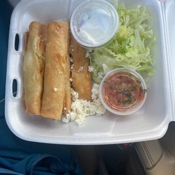 Lakeside Cafe - $15 dollar plate at Lakeside - Sandwiches Near Me - Santa Ana, California Lakeside Cafe - $15 dollar plate at Lakeside - Sandwiches Near Me - Santa Ana, California