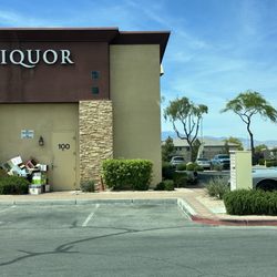 Liquor Lineup - North Las Vegas - Trash & homeless camping out