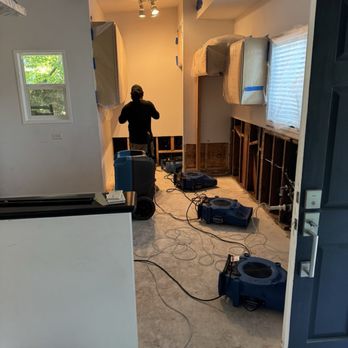 Rapid Response Restoration - Damage Restoration Near Me Rapid Response Restoration - Damage Restoration Near Me