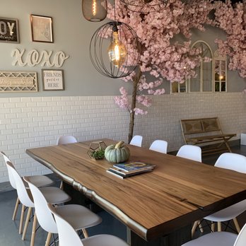 Ding Tea Garland - Coffee & Tea Near Me - Garland, Texas Ding Tea Garland - Coffee & Tea Near Me - Garland, Texas