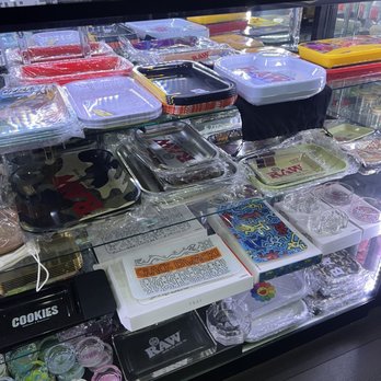 Stogz - Head Shops Near Me - Los Angeles, California