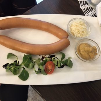 Budapest Bistro - Frankfurters - Bistros Near Me - Vienna, 9