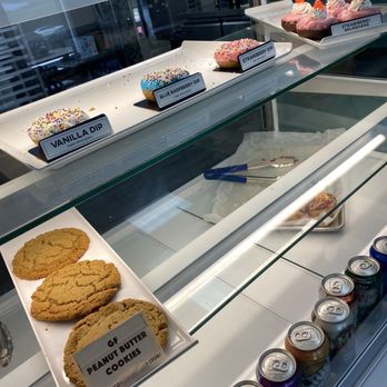 Mmm Donuts Cafe & Bakery - Gluten free options - Donuts Near Me - Barrie, Ontario Mmm Donuts Cafe & Bakery - Gluten free options - Donuts Near Me - Barrie, Ontario