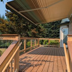 Rick's Custom Fencing & Decking