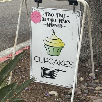 Little Cakes Kitchen - Custom Cakes Near Me - Vista, California Little Cakes Kitchen - Custom Cakes Near Me - Vista, California