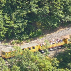 Train jaune