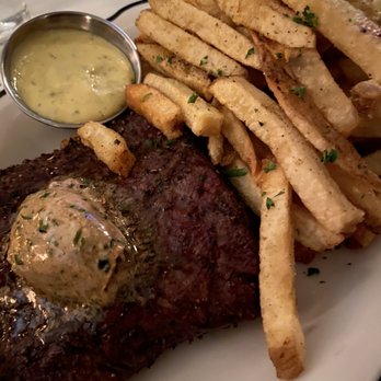 Bar Cecil - Steak Frites - Cocktail Bars Near Me - Palm Springs, California