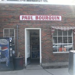 Bourquin's Towing Wrecker & Repair Service - Our door is always open to our customers.
