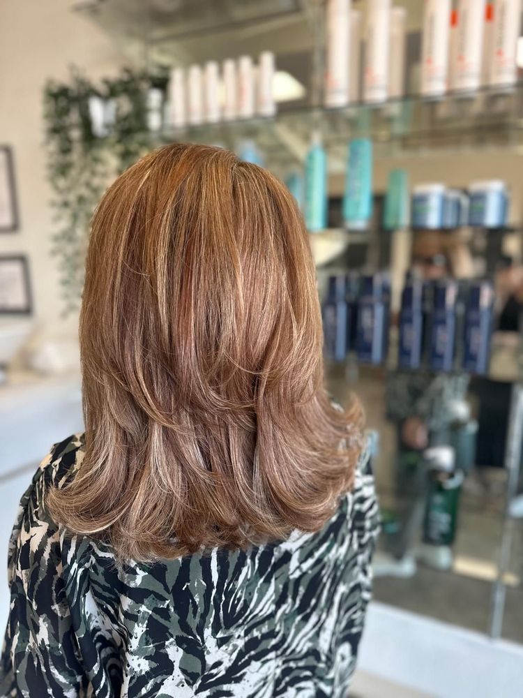 Haircut by Leila Logo