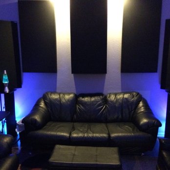 Alexander Recording Kompany - Recording & Rehearsal Studios Near Me - Ames, Iowa