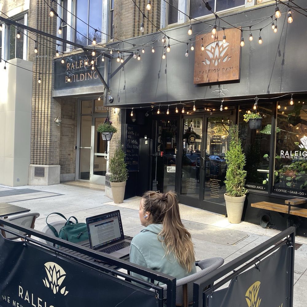 Raleigh Raw Juice Bar & Cafe - Curb appeal - Juice Bars & Smoothies Near Me - Raleigh, North Carolina