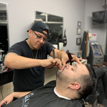 Hell Gate Grooming - Fade with beard line up - Barbers Near Me - Queens, New York