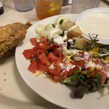 Mary Mac's Tea Room - Fried chicken and Garden House Salad - Southern Near Me - Atlanta, Georgia Mary Mac's Tea Room - Fried chicken and Garden House Salad - Southern Near Me - Atlanta, Georgia