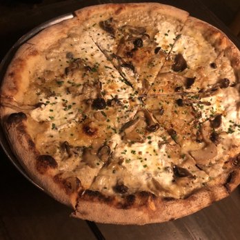 etta - Bucktown - Pizza Near Me - Chicago, Illinois etta - Bucktown - Pizza Near Me - Chicago, Illinois