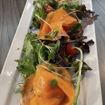 389 Cozy - Smoked salmon spring mixed salad - Steakhouses Near Me - Toronto, Ontario