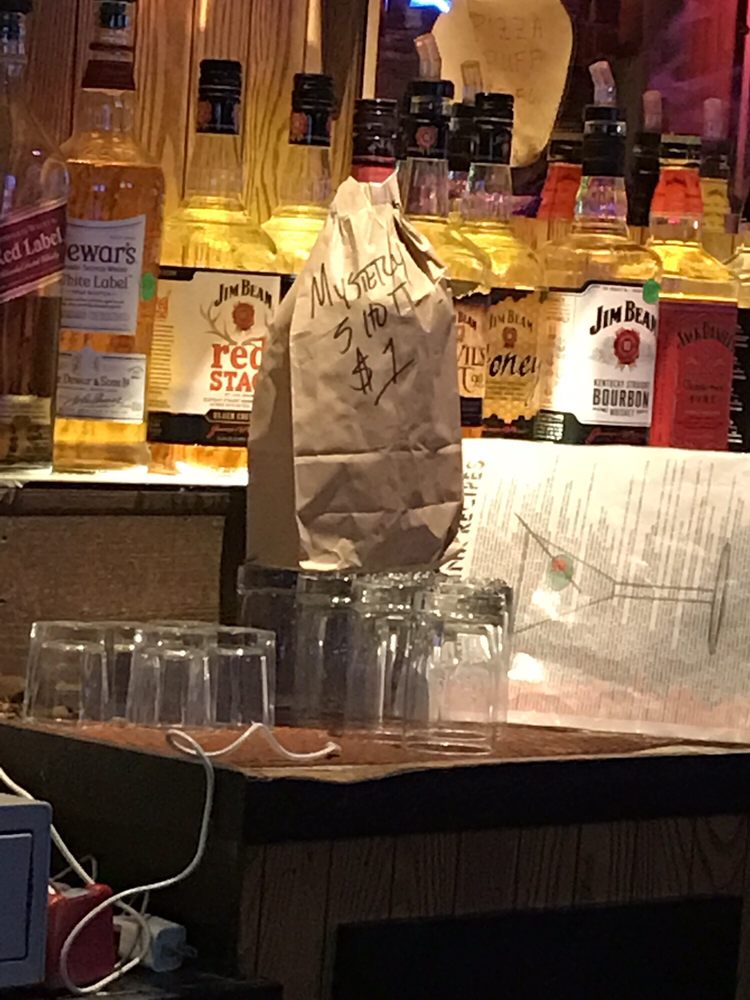 ARDMORE LOUNGE Updated August 2024 18 Reviews 340 S Ardmore Ave