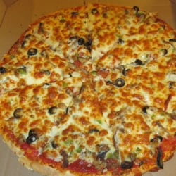 Joe's Pizza - A beautiful pizza with toppings in every bite!  This pizza is as tasty as it is beautiful!