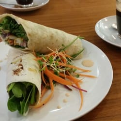 Urban Picnic - Veggie wrap and Americano