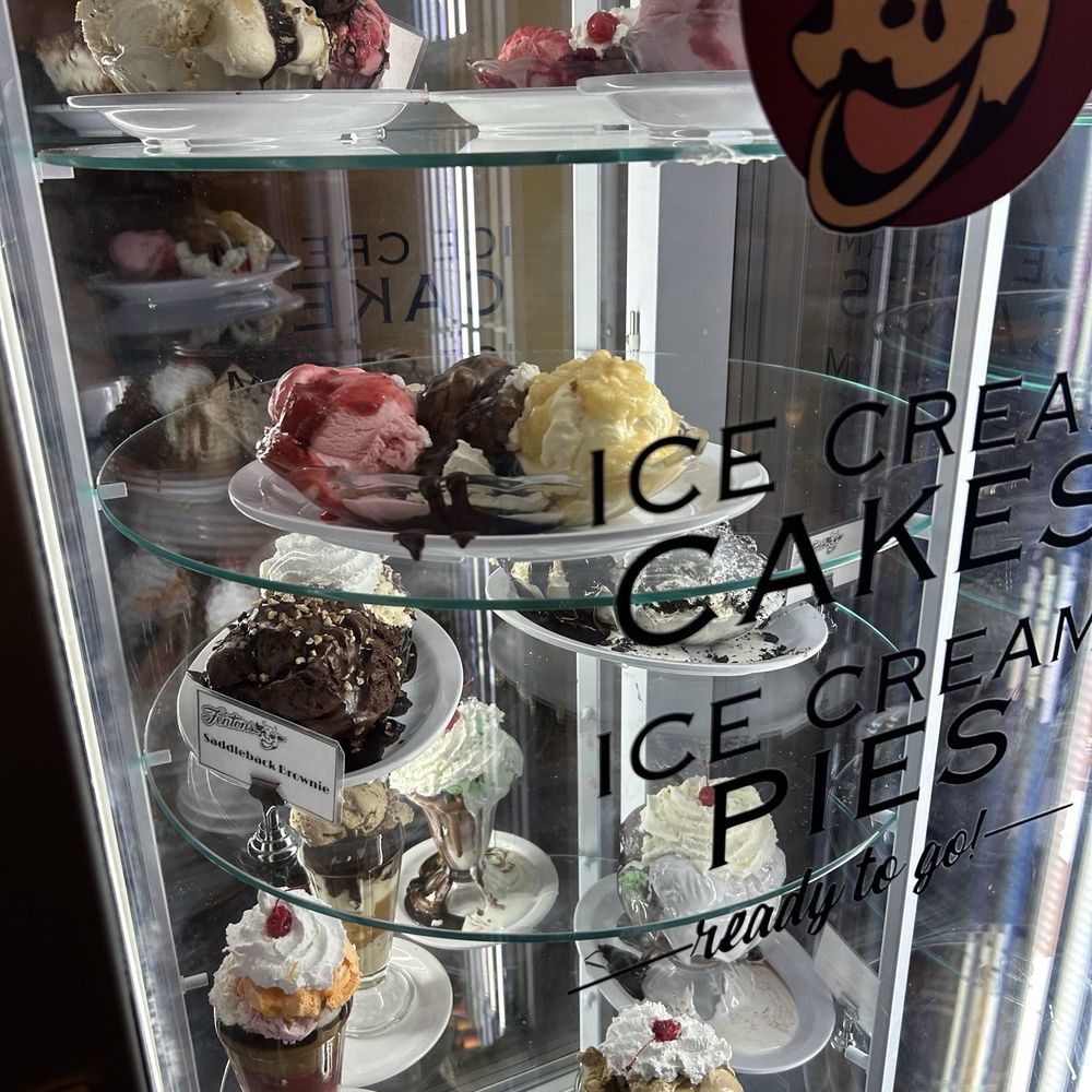 Fentons Creamery - Rotating display - Ice Cream & Frozen Yogurt Near Me - Oakland, California Fentons Creamery - Rotating display - Ice Cream & Frozen Yogurt Near Me - Oakland, California